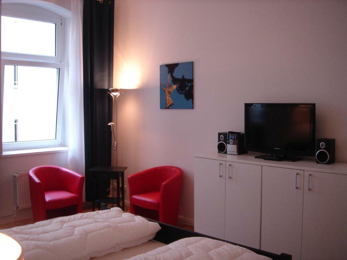 Apartment Helmholtzplatz Берлин Экстерьер фото